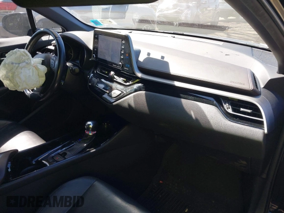 2019 Toyota C-HR XLE with VIN JTNKHMBXXK1019814, listed as a IAAI auction lot 41884485 with 53,101 mi miles. Bid and sale history available at carsss.com. Image 5.