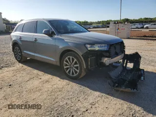 2017 Audi Q7 Premium Plus with VIN WA1LAAF78HD058828, listed as a Copart auction lot 51485055 with 104,920 mi miles and Salvage Title. Bid and sale history available at DreamBid. Image 4.
