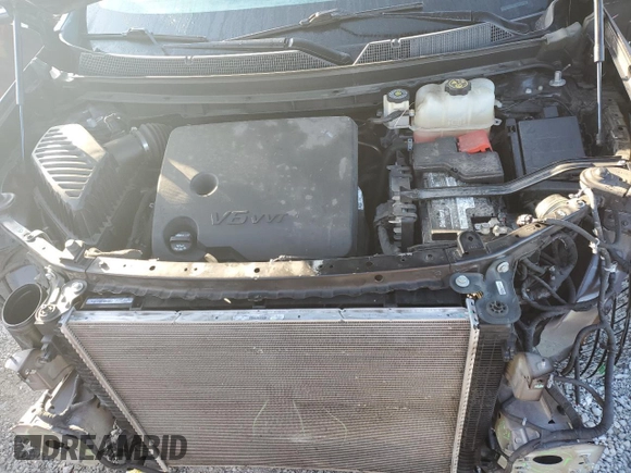 2019 Chevrolet Traverse LT Cloth с VIN 1GNERGKW8KJ105766, выставлен на аукционе Copart как лот 55233615 с пробегом 76 210 миль миль и На запчасти • Non repairable. История ставок и продаж доступна на DreamBid. Изображение 11.