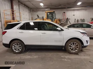 2020 Chevrolet Equinox LT z VIN 2GNAXKEV9L6211829, wystawiony jako IAAI lot #41890729 z przebiegiem 104 076 mil mil oraz . Historia ofert i sprzedaży dostępna na DreamBid. Obrazek 13.