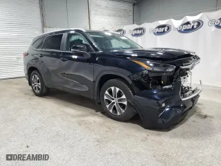 2023 Toyota Highlander L with VIN 5TDKDRBH6PS507402, listed as a Copart auction lot 49497005 with 80,926 mi miles and Salvage Title. Bid and sale history available at carsss.com. Image 4.