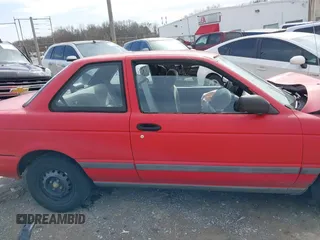 1993 Nissan Sentra z VIN 1N4EB32H7PC770697, wystawiony jako IAAI lot #41727754 z przebiegiem 210 152 mil mil oraz . Historia ofert i sprzedaży dostępna na DreamBid. Obrazek 13.