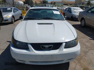 2002 Ford Mustang Standard z VIN 1FAFP40452F115179, wystawiony jako IAAI lot #42639855 z przebiegiem Nie podano mil oraz . Historia ofert i sprzedaży dostępna na DreamBid. Obrazek 6.