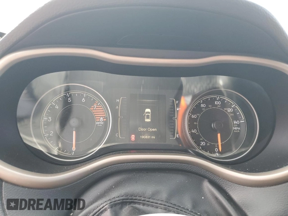 2016 Jeep Cherokee Latitude with VIN 1C4PJLCS7GW247355, listed as a Copart auction lot 63222185 with 190,831 mi miles and Salvage title. Bid and sale history available at DreamBid. Image 9.