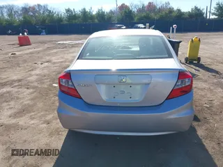 2012 Honda Civic LX z VIN 19XFB2F58CE107540, wystawiony jako IAAI lot #40812255 z przebiegiem 155 402 mil mil oraz . Historia ofert i sprzedaży dostępna na DreamBid. Obrazek 16.