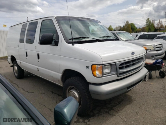 2001 Ford Econoline Cargo Van with VIN 1FTNE24L91HA51555, listed as a Copart auction lot 51550045 with 297,685 mi miles and Clean Title. Bid and sale history available at carsss.com. Image 4.