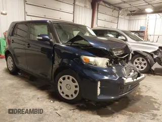2015 Scion xB with VIN JTLZE4FE7FJ071481, listed as a IAAI auction lot 41520058 with 175,714 mi miles. Bid and sale history available at carsss.com. Image 1.