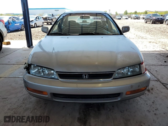 1997 Honda Accord LX with VIN 1HGCD5636VA103717, listed as a Copart auction lot 51918965 with 209,901 mi miles and Salvage title. Bid and sale history available at DreamBid. Image 5.