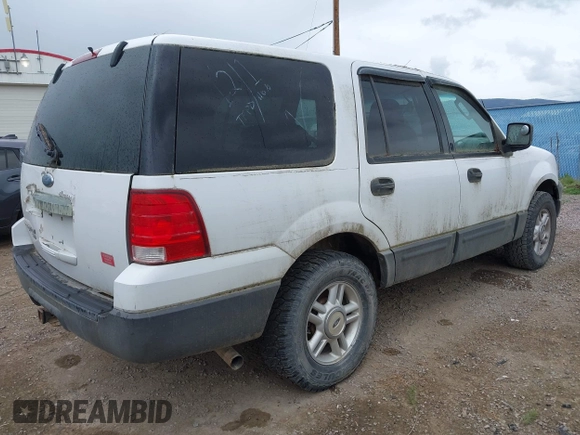 2005 Ford Expedition Special Service with VIN 1FMPU16505LA92983, listed as a IAAI auction lot 42233686 with 222,755 mi miles and . Bid and sale history available at DreamBid. Image 4.