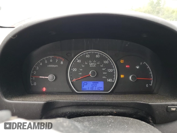 2009 Hyundai Elantra SE z VIN KMHDU46D49U807467, wystawiony jako Copart lot #58783865 z przebiegiem 118 110 mil mil oraz Czysty tytuł • Clean title. Historia ofert i sprzedaży dostępna na DreamBid. Obrazek 9.