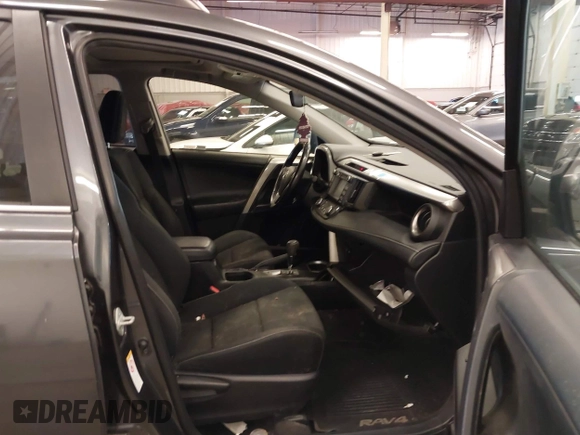 2016 Toyota RAV4 XLE с VIN JTMRFREV9GJ068851, выставлен на аукционе IAAI как лот 41806313 с пробегом 84 507 миль миль и . История ставок и продаж доступна на DreamBid. Изображение 5.