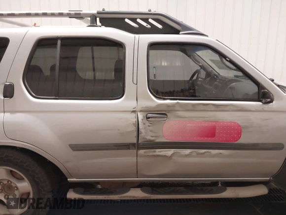 2002 Nissan Xterra SE SC z VIN 5N1MD28Y32C540113, wystawiony jako IAAI lot #40391739 z przebiegiem 196 838 mil mil oraz . Historia ofert i sprzedaży dostępna na DreamBid. Obrazek 14.