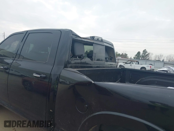 2020 Ram 2500 Laramie z VIN 3C6UR5FL6LG284652, wystawiony jako IAAI lot #41536970 z przebiegiem 92 566 mil mil oraz . Historia ofert i sprzedaży dostępna na DreamBid. Obrazek 6.