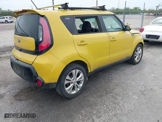 2016 Kia Soul + with VIN KNDJP3A57G7293103, listed as a IAAI auction lot 41911717 with 158,824 mi miles. Bid and sale history available at carsss.com. Image 4.