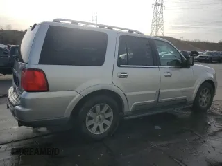 2003 Lincoln Navigator Luxury with VIN 5LMFU28R13LJ40132, listed as a Copart auction lot 84920284 with 306,630 mi miles and Salvage Title. Bid and sale history available at carsss.com. Image 3.