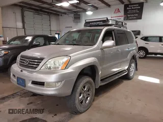 2008 Lexus GX 470 with VIN JTJBT20X980159326, listed as a IAAI auction lot 41764696 with 207,233 mi miles. Bid and sale history available at carsss.com. Image 2.