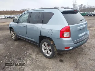 2013 Jeep Compass High Altitude with VIN 1C4NJCEAXDD276528, listed as a IAAI auction lot 41999981 with 177,047 mi miles. Bid and sale history available at carsss.com. Image 3.