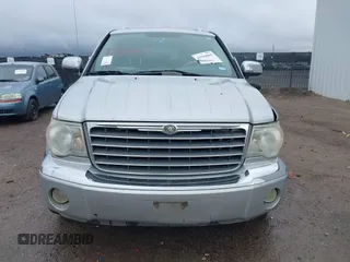 2008 Chrysler Aspen Limited z VIN 1A8HX58N88F136163, wystawiony jako IAAI lot #41544496 z przebiegiem 158 878 mil mil oraz . Historia ofert i sprzedaży dostępna na DreamBid. Obrazek 12.