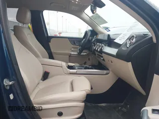 2021 Mercedes-Benz GLB 250 z VIN W1N4M4GB3MW111142, wystawiony jako IAAI lot #41277633 z przebiegiem 41 224 mil mil oraz . Historia ofert i sprzedaży dostępna na DreamBid. Obrazek 5.