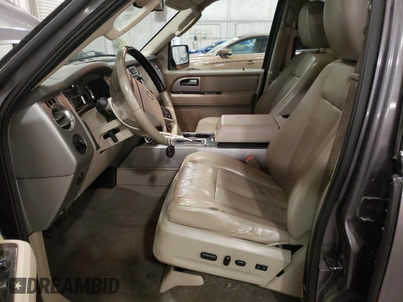 2014 Ford Expedition Max Limited z VIN 1FMJK2A55EEF23606, wystawiony jako Copart lot #65692325 z przebiegiem 207 194 mil mil oraz Czysty tytuł • Clean title. Historia ofert i sprzedaży dostępna na DreamBid. Obrazek 7.