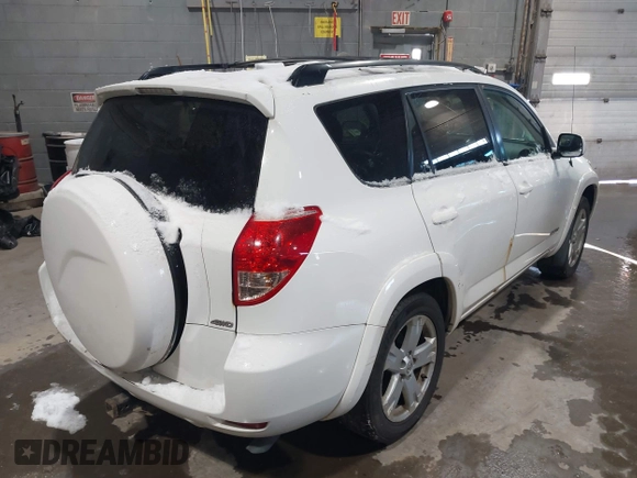 2007 Toyota RAV4 Sport with VIN JTMBK32V676013209, listed as a IAAI auction lot 41404158 with 190,052 mi miles. Bid and sale history available at carsss.com. Image 4.