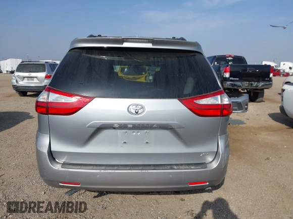 2018 Toyota Sienna XLE Auto Access Seat with VIN 5TDYZ3DC3JS919973, listed as a IAAI auction lot 41788544 with 114,828 mi miles and . Bid and sale history available at DreamBid. Image 17.