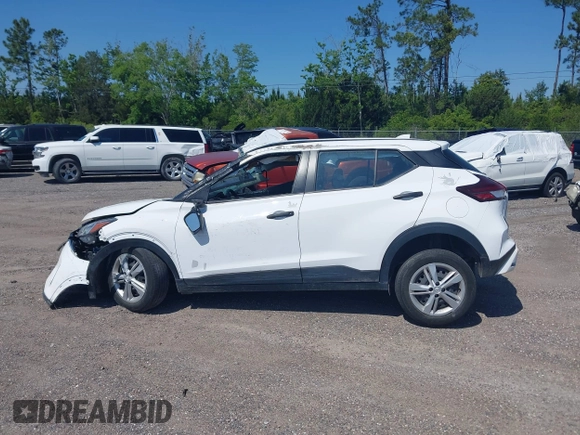 2023 Nissan Kicks S z VIN 3N1CP5BV7PL517987, wystawiony jako IAAI lot #42002906 z przebiegiem 40 297 mil mil oraz . Historia ofert i sprzedaży dostępna na DreamBid. Obrazek 13.
