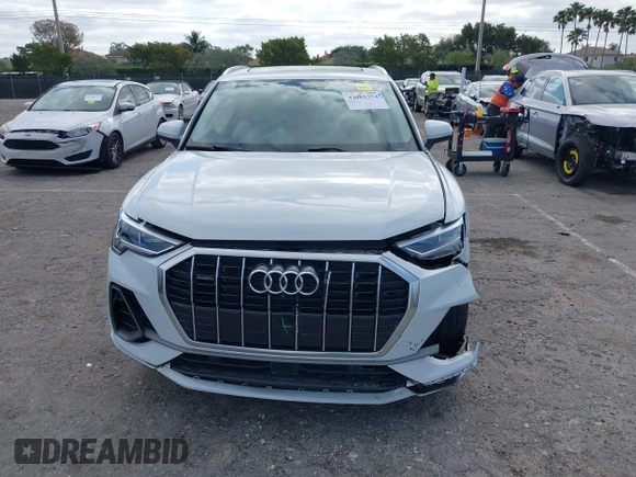 2022 Audi Q3 S line Premium Plus with VIN WA1EECF32N1065423, listed as a IAAI auction lot 42081354 with 27,071 mi miles and . Bid and sale history available at DreamBid. Image 12.