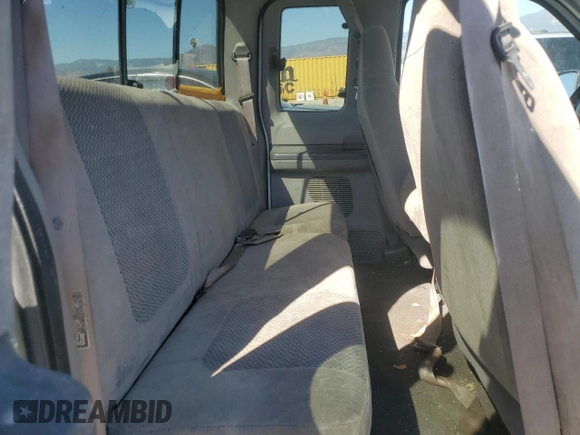 2001 Ford Super Duty F-250 XL with VIN 1FTNX20L01EA40364, listed as a Copart auction lot 74756234 with 244,584 mi miles and Salvage Title. Bid and sale history available at carsss.com. Image 10.