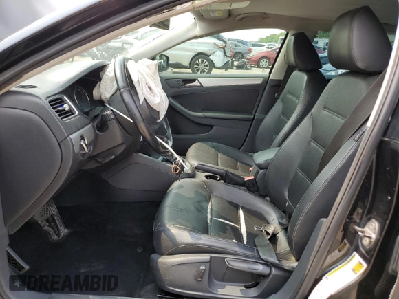 2013 Volkswagen Jetta SE with VIN 3VWDP7AJ0DM293248, listed as a Copart auction lot 58566395 with 205,773 mi miles and Salvage title. Bid and sale history available at DreamBid. Image 7.
