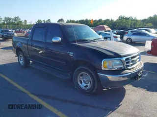 2001 Ford F-150 XLT with VIN 1FTRW07L61KC53030, listed as a IAAI auction lot 42526499 with 121,675 mi miles and . Bid and sale history available at DreamBid. Image 1.