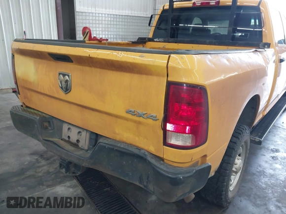 2017 Ram 2500 Tradesman z VIN 3C6TR5CT0HG711590, wystawiony jako IAAI lot #42516927 z przebiegiem 55 073 mil mil oraz . Historia ofert i sprzedaży dostępna na DreamBid. Obrazek 18.