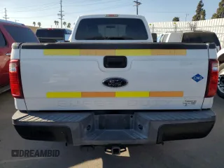 2013 Ford F-250 XL with VIN 1FTBF2A65DEB81725, listed as a Copart auction lot 88944575 with 70,620 mi miles and Clean Title. Bid and sale history available at DreamBid. Image 6.