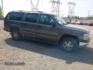 2002 Chevrolet Suburban LT z VIN 3GNFK16Z12G274698, wystawiony jako IAAI lot #42138930 z przebiegiem 211 288 mil mil oraz . Historia ofert i sprzedaży dostępna na DreamBid. Obrazek 1.