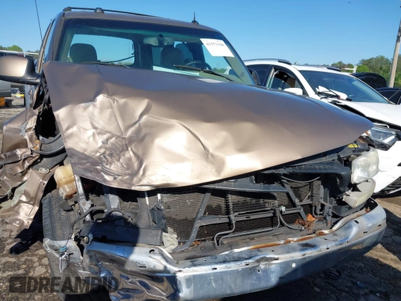 2004 GMC Yukon SLT with VIN 1GKEK13Z84R260443, listed as a IAAI auction lot 41973100 with 274,028 mi miles and . Bid and sale history available at DreamBid. Image 11.