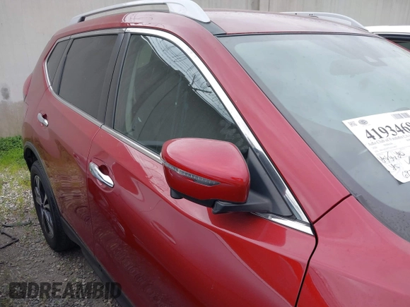 2020 Nissan Rogue SL z VIN 5N1AT2MT7LC814947, wystawiony jako IAAI lot #41934685 z przebiegiem 69 768 mil mil oraz . Historia ofert i sprzedaży dostępna na DreamBid. Obrazek 13.