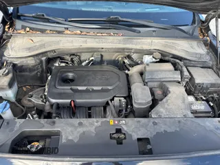 2019 Hyundai Santa Fe Ultimate with VIN 5NMS5CAD9KH008906, listed as a Copart auction lot 41676125 with 176,926 mi miles and Clean Title. Bid and sale history available at carsss.com. Image 7.