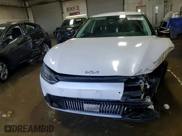2022 Kia EV6 Wind with VIN KNDC3DLC2N5034114, listed as a Copart auction lot 50015875 with 48,040 mi miles and Salvage Title. Bid and sale history available at DreamBid. Image 13.