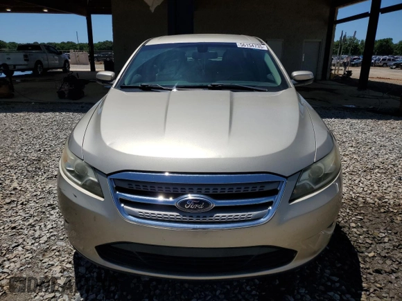 2011 Ford Taurus SEL z VIN 1FAHP2EW6BG176994, wystawiony jako Copart lot #56154735 z przebiegiem 211 017 mil mil oraz Szkoda całkowita • Salvage title. Historia ofert i sprzedaży dostępna na DreamBid. Obrazek 5.