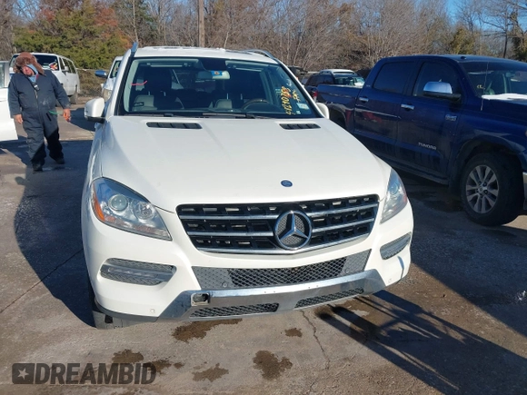 2013 Mercedes-Benz M 350 with VIN 4JGDA2EB5DA143493, listed as a IAAI auction lot 41290758 with 181,787 mi miles and . Bid and sale history available at DreamBid. Image 6.