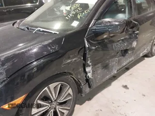 2016 Honda Civic Sedan EX-L with VIN 19XFC1F75GE210803, listed as a IAAI auction lot 41424370 with 111,848 mi miles. Bid and sale history available at carsss.com. Image 17.
