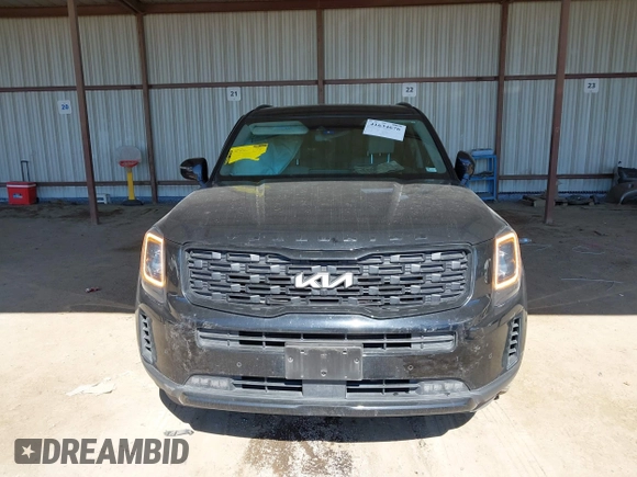 2022 Kia Telluride SX with VIN 5XYP5DHC8NG247726, listed as a IAAI auction lot 41634676 with 63,024 mi miles and . Bid and sale history available at carsss.com. Image 12.