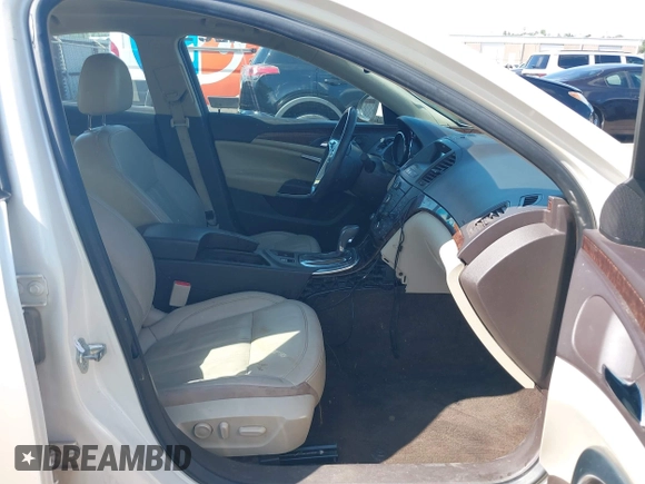2012 Buick Regal Premium 1 z VIN 2G4GS5EK8C9148659, wystawiony jako IAAI lot #42399363 z przebiegiem 116 858 mil mil oraz . Historia ofert i sprzedaży dostępna na DreamBid. Obrazek 5.