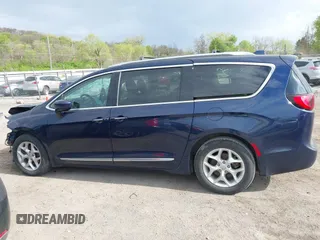 2018 Chrysler Pacifica Touring L Plus with VIN 2C4RC1EGXJR115464, listed as a IAAI auction lot 42013816 with 129,881 mi miles and . Bid and sale history available at DreamBid. Image 14.