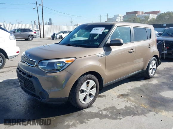 2014 Kia Soul with VIN KNDJN2A27E7082406, listed as a IAAI auction lot 41809333 with 100,227 mi miles. Bid and sale history available at carsss.com. Image 2.