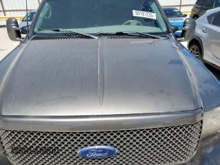 2001 Ford F-250 XL с VIN 1FTNW21F61EC19813, выставлен на аукционе Copart как лот 50197235 с пробегом Не указан миль и Чистый • Clean title. История ставок и продаж доступна на DreamBid. Изображение 11.