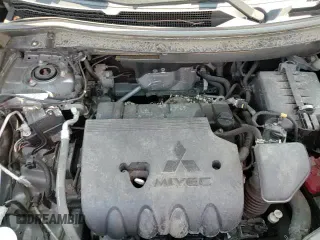 2017 Mitsubishi Outlander ES z VIN JA4AD2A34HZ000369, wystawiony jako Copart lot #80329095 z przebiegiem 64 037 mil mil oraz Szkoda całkowita • Salvage title. Historia ofert i sprzedaży dostępna na DreamBid. Obrazek 16.