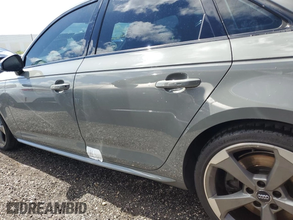 2019 Audi S4 Premium Plus with VIN WAUB4AF45KA067913, listed as a Copart auction lot 59495224 with 39,625 mi miles and Salvage Title. Bid and sale history available at carsss.com. Image 12.