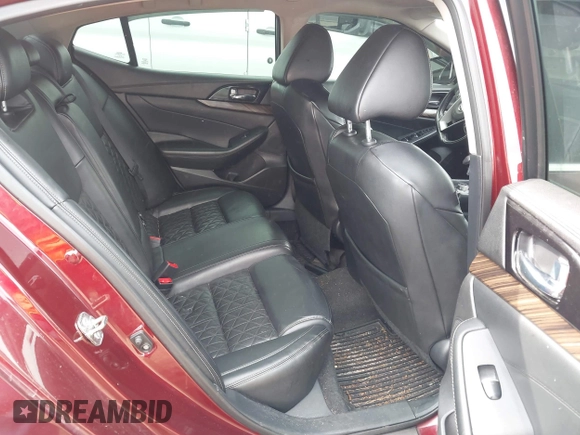 2016 Nissan Maxima SL with VIN 1N4AA6AP0GC396719, listed as a IAAI auction lot 41783950 with 210,850 mi miles and . Bid and sale history available at DreamBid. Image 8.