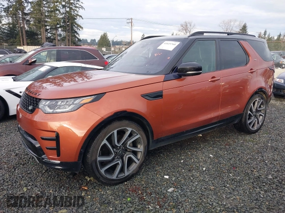 2018 Land Rover Discovery HSE Luxury z VIN SALRT2RV2JA077966, wystawiony jako IAAI lot #41023760 z przebiegiem 26 243 mil mil oraz . Historia ofert i sprzedaży dostępna na DreamBid. Obrazek 2.
